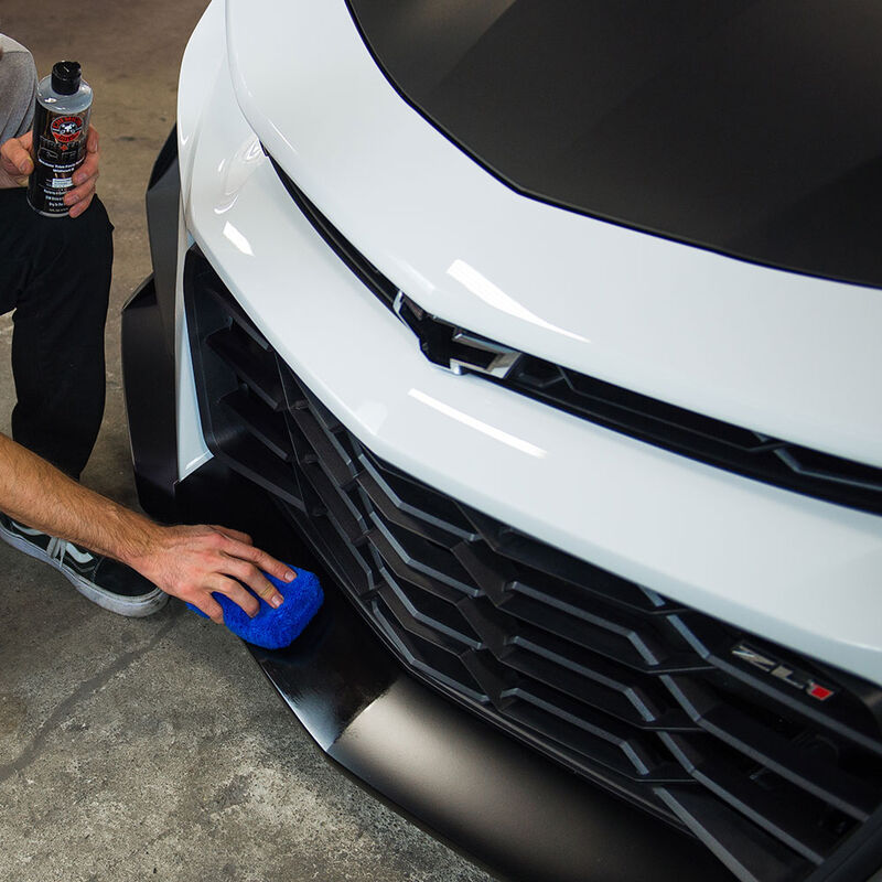 Chemical Guys Tire+Rim Gel Plastic And Rubber High-Gloss Restorer And Protectant, 16oz